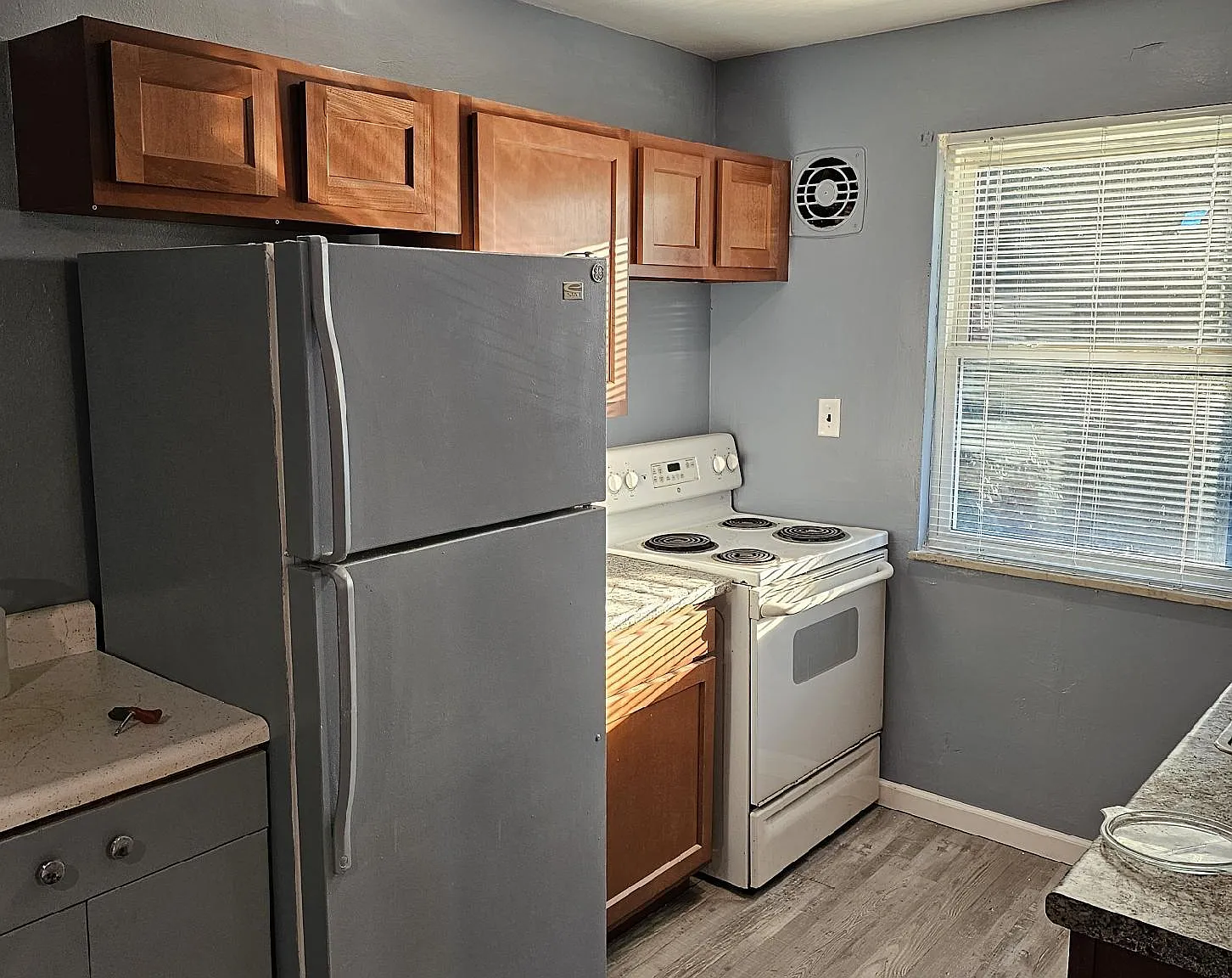 1 bed, 750 sqft, $900 — Photo 3