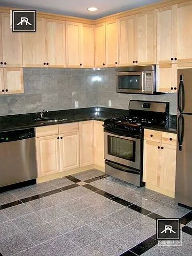 67 Babcock St #2 Photo 1
