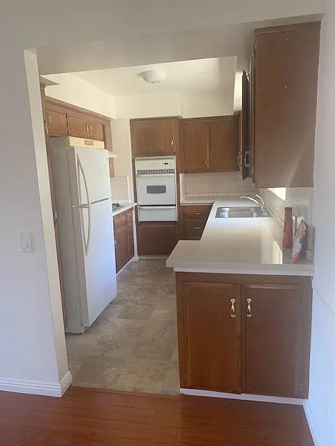1 bed, 650 sqft, $2,050 — Photo 3