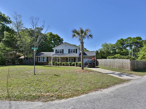 4th image of 650 Middlewood Dr