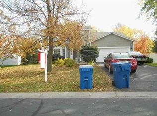 9145 Belvedere Dr, Eden Prairie, MN 55347