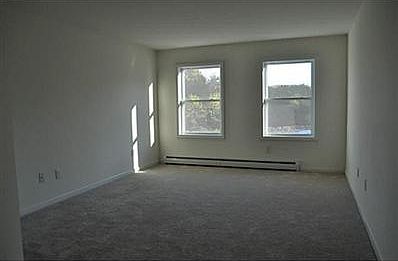 5th image of 26 Suburban Ct