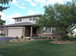16647 Richards Dr, Tinley Park, IL