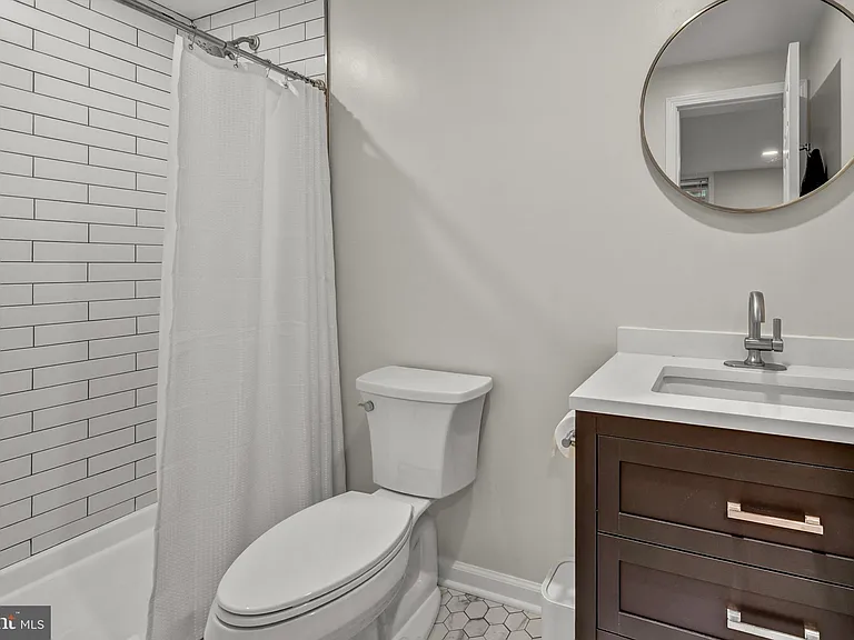 6706 Pine Creek Ct — Photo 30