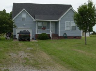 110 Walker Dr, Moyock, NC 27958