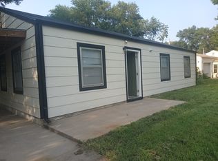 1516 E Frontenac St, Wichita, KS 67219
