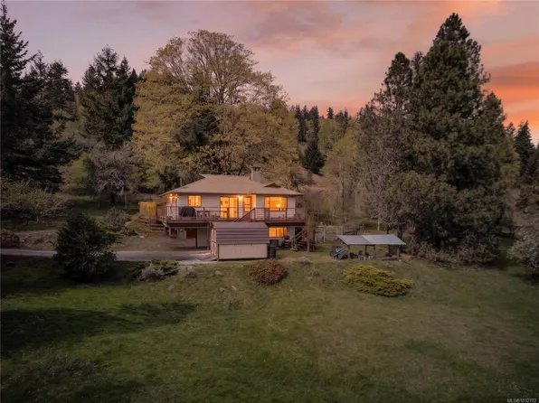 456 Dukes Rd, Saltspring Island, BC V8K 2B6