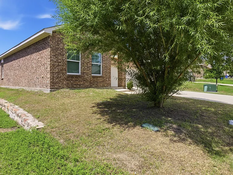 759 Crestridge Dr — Photo 23