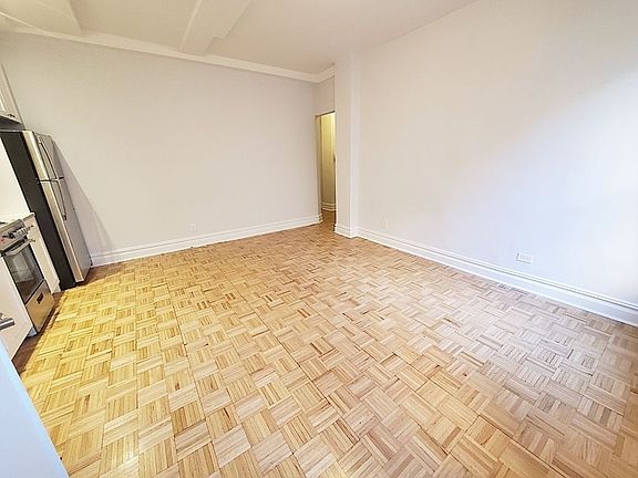 4th image of 365 W End Ave #1305A