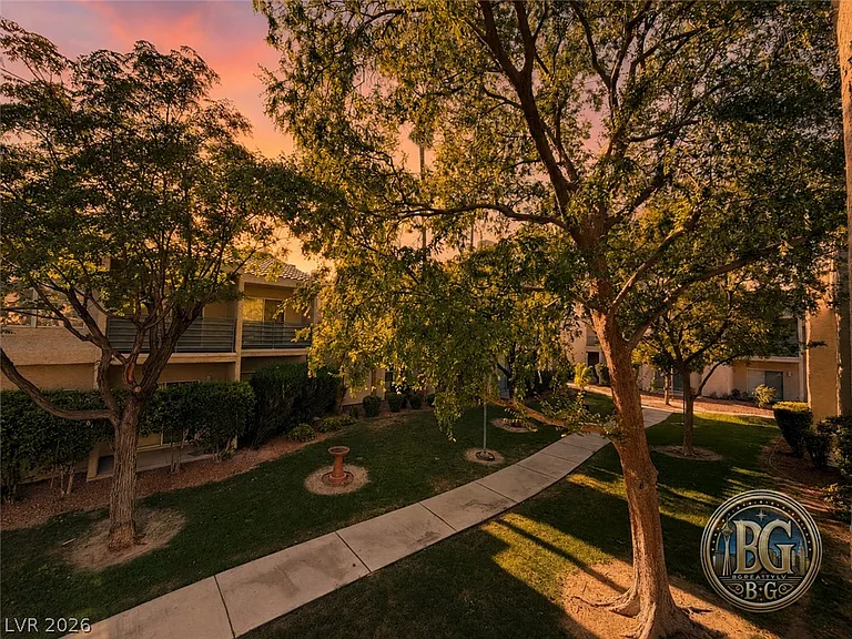 6250 W Flamingo Rd #162 — Photo 16