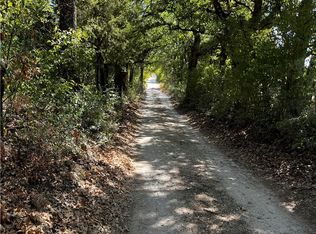 County Road 425, Chilton, TX 76632