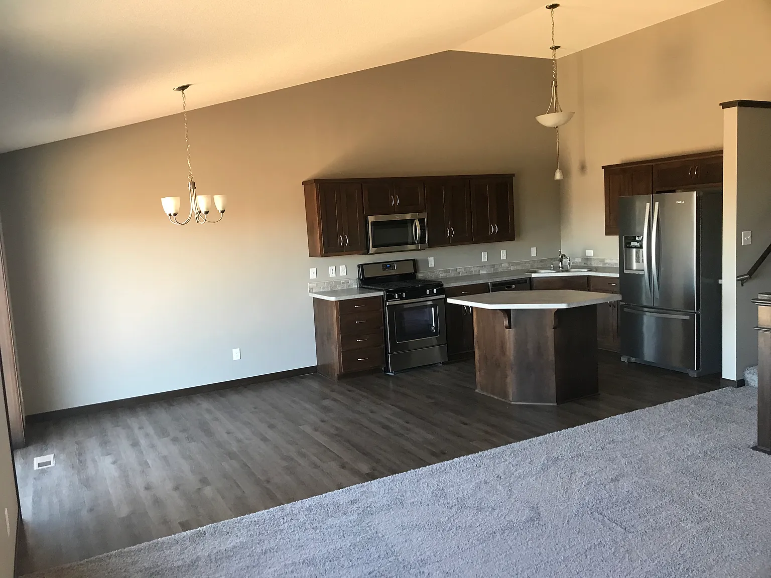 4 bed, 1800 sqft, $1,500 — Photo 4