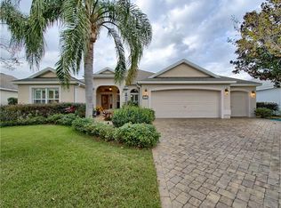 525 Society Hill Cir, The Villages, FL 32162