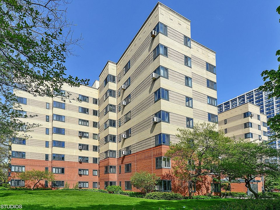 1st image of 5052 N Marine Dr #2A