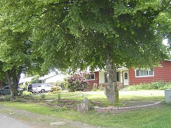 840 SW Linden Ln, Dundee, OR 97115