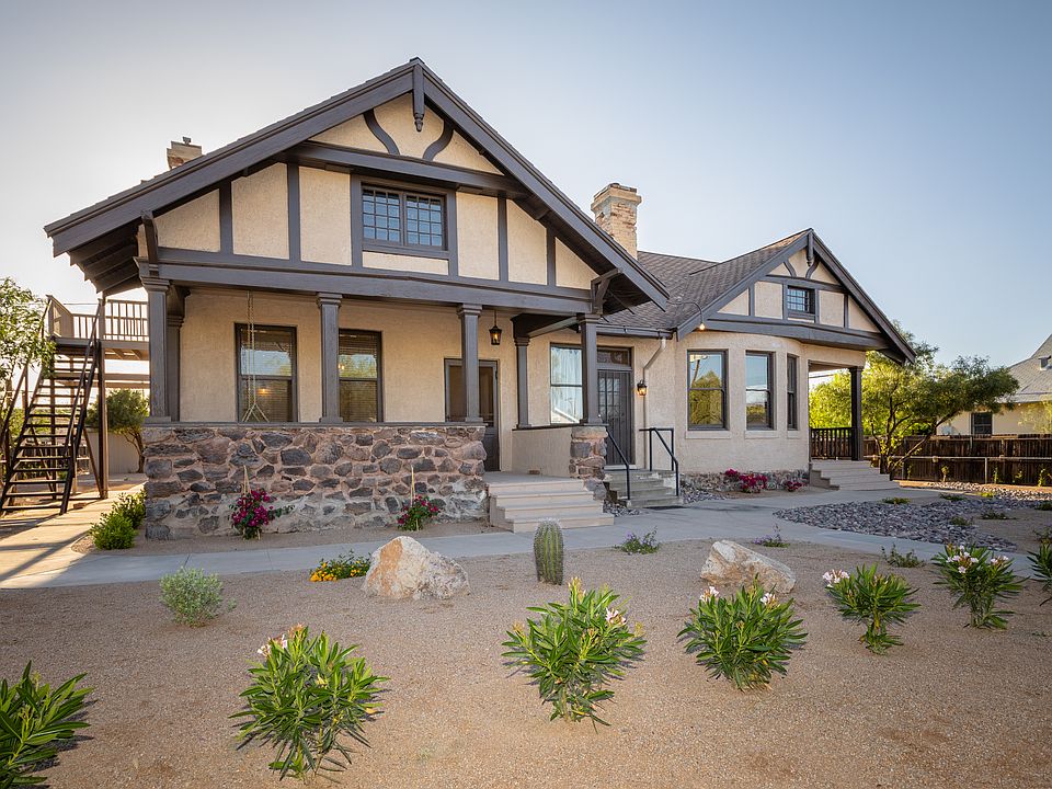 Main house front 821-827 N. 7th Ave