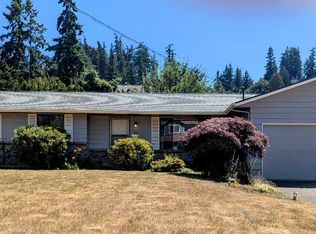 951 4th St, Mukilteo, WA 98275