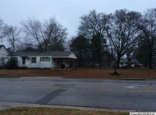 806 Bradley St SW, Decatur, AL 35601