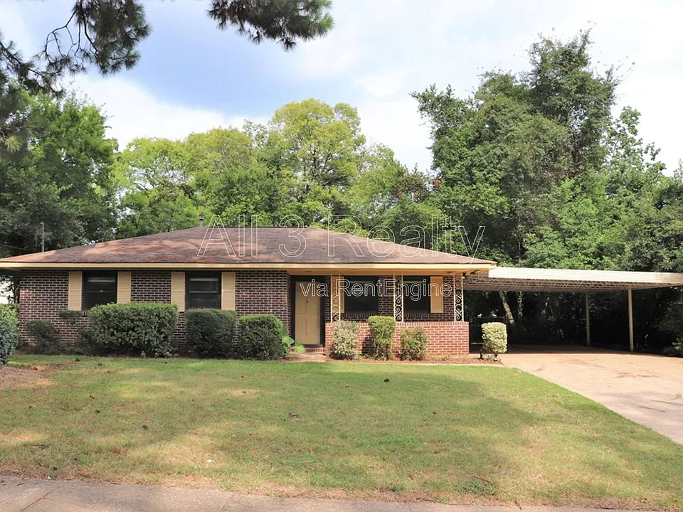 875 Karen Rd