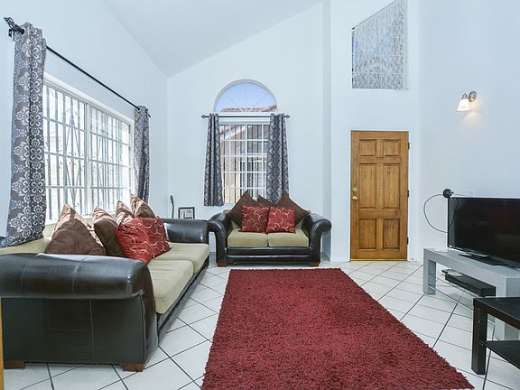 5th image of 11161 Elliott Ave