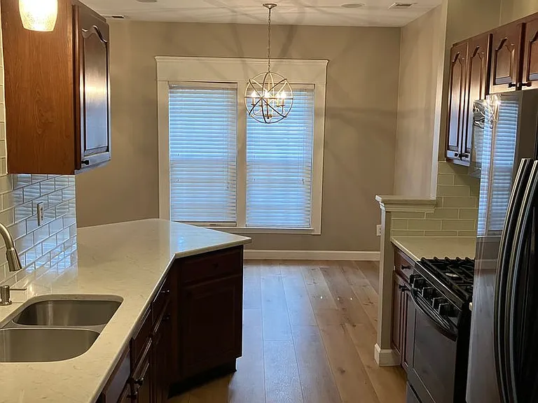 17730 Delmas Dr — Photo 8