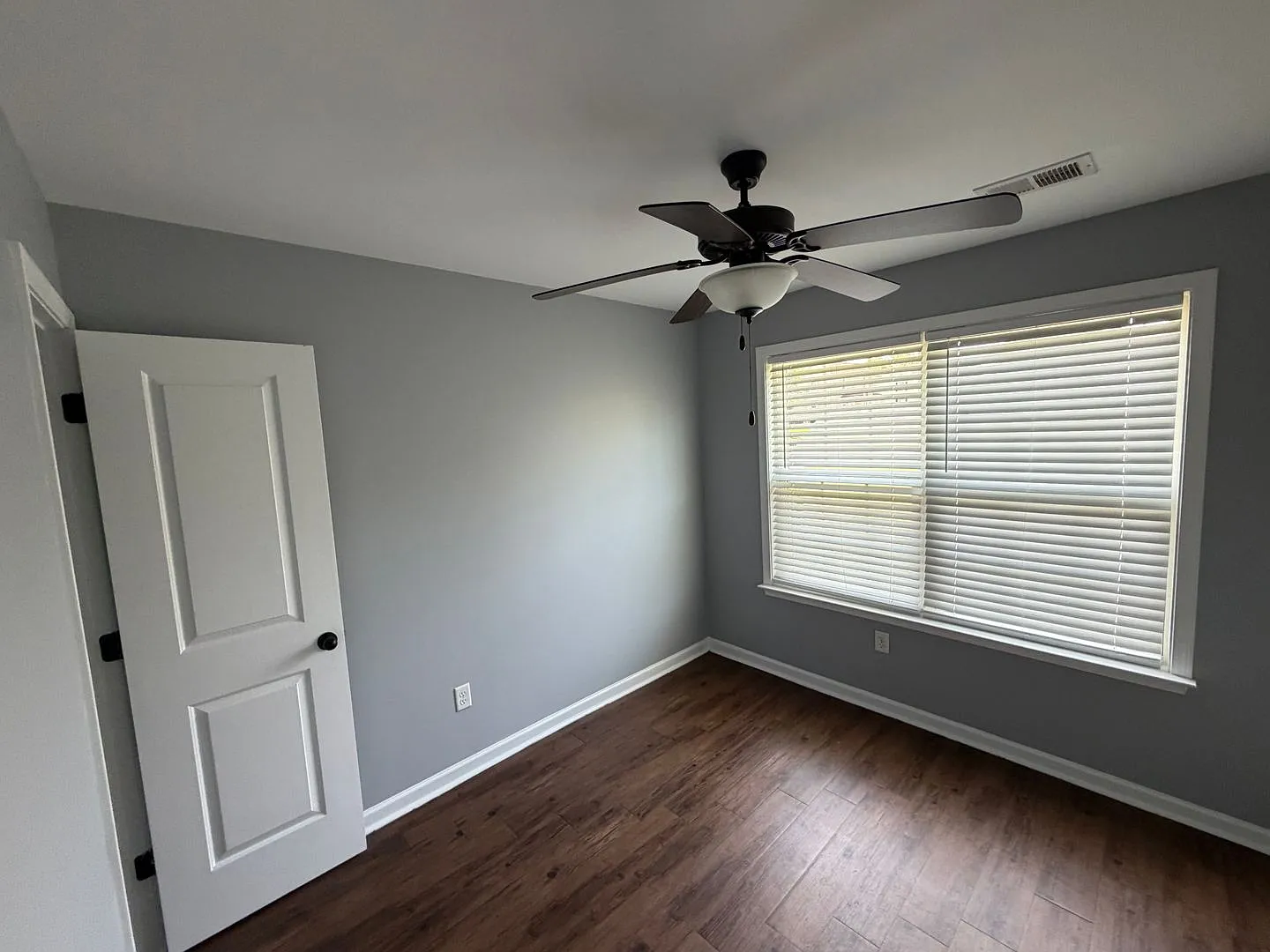 482 Brawley Street — Photo 4
