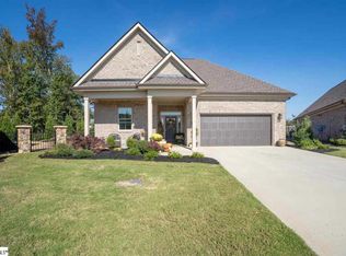 59 Layken Ln, Simpsonville, SC 29680