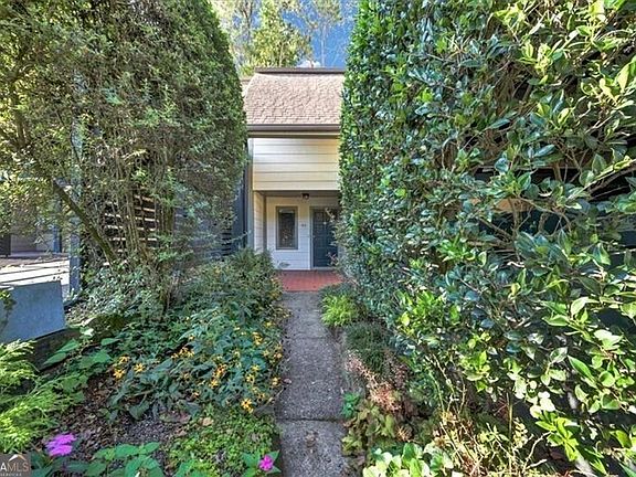 4th image of 46 Forrest Pl
