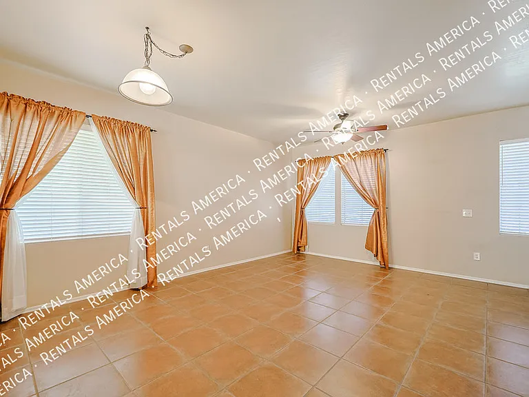 35101 N 30th Ln — Photo 6