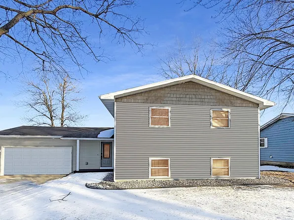 114 S 14th St, Montevideo, MN 56265