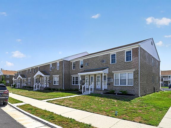 3rd image of 3517 Bay Ave #3517