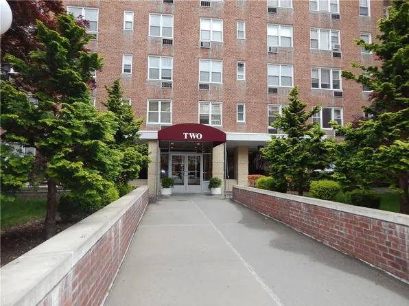 2 Sadore Lane #1C, Yonkers, NY 10710