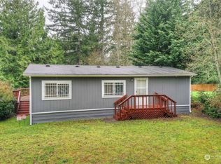 891 E Lakeshore Dr W, Shelton, WA