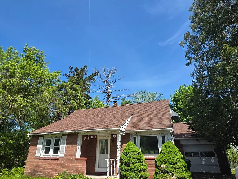 6910 Buckley Rd — Photo 1
