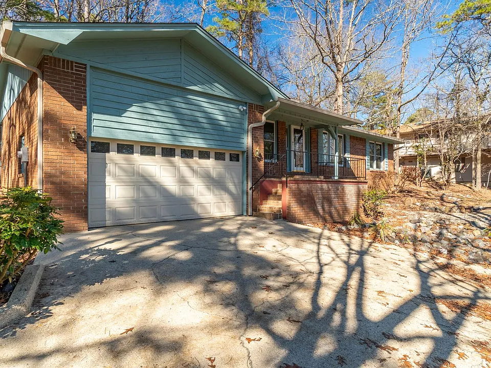 16 Malaga Cir
