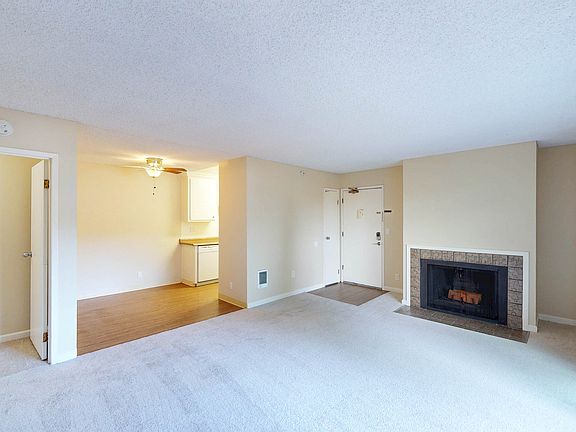 3rd image of 481 Ignacio Blvd #271
