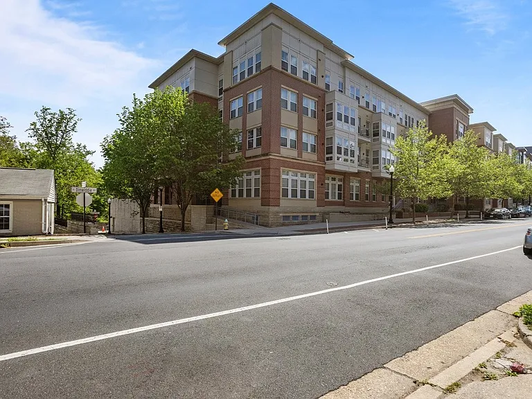 Arlington Mill Residences — Photo 17