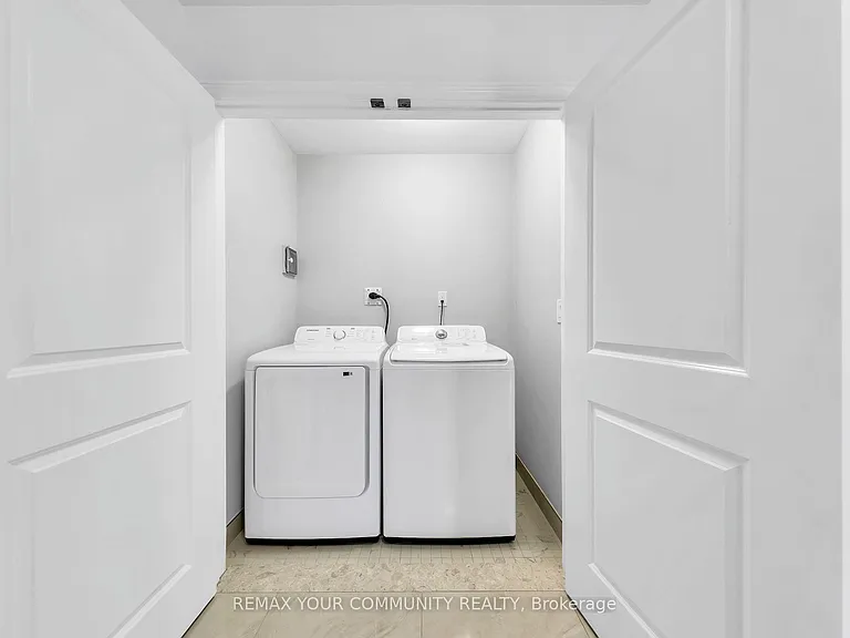 179 Greenfield Ave — Photo 15