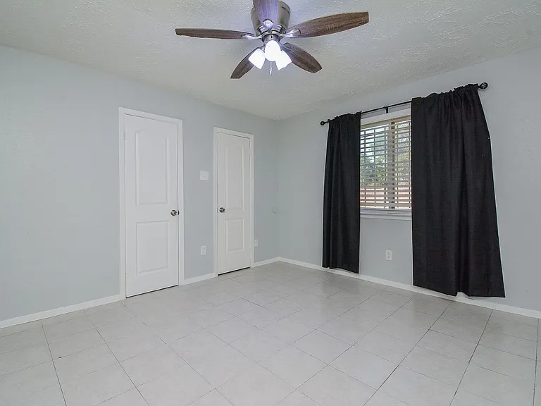 16518 Monte Carlo Ln — Photo 24