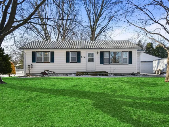 914 Prospect St, Jesup, IA 50648