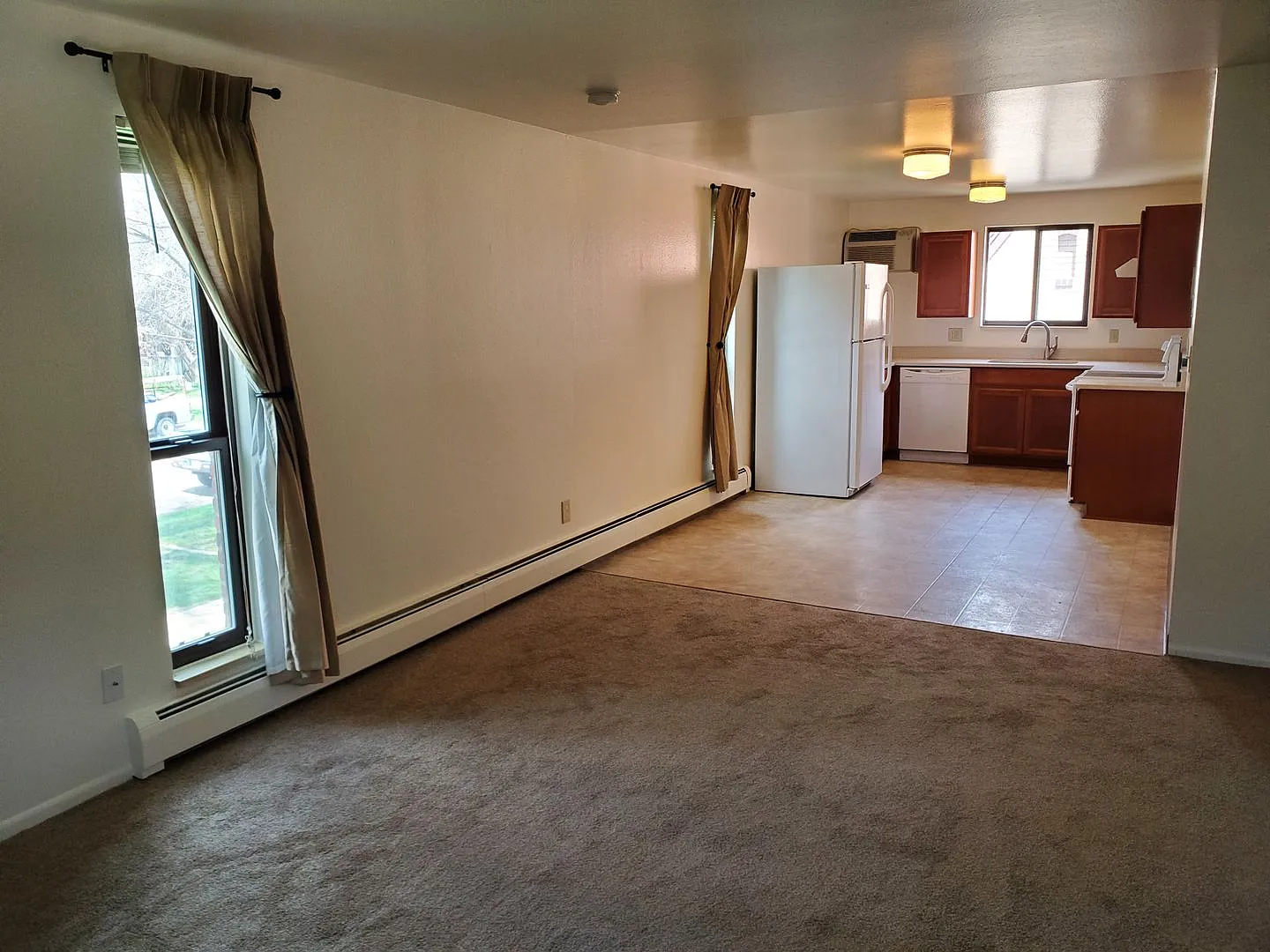 One Bedroom Apartment Available for Rent Near Old Town Longmont — Photo 4