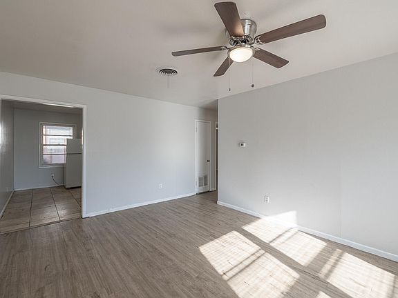 3rd image of 2402 46th St