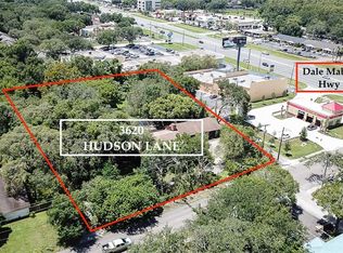 3620 Hudson Ln, Tampa, FL 33618