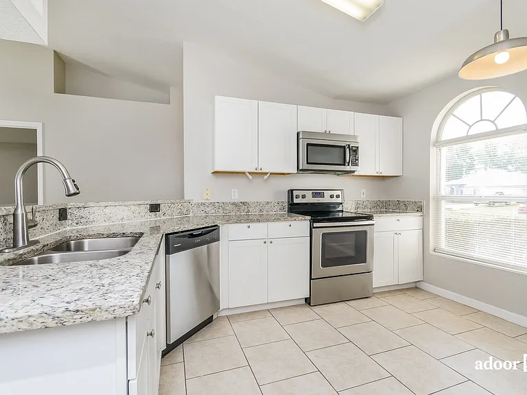 407 Gannet Ct — Photo 4