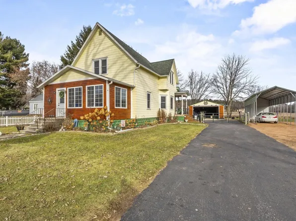 602 West Main Street, Wautoma, WI 54982