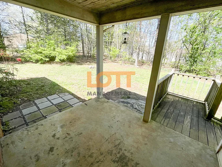 216 Mountain View Cir — Photo 15