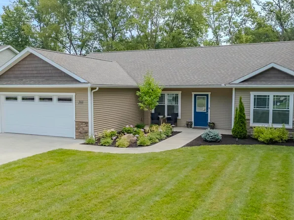 201 S Heeter St, North Manchester, IN 46962