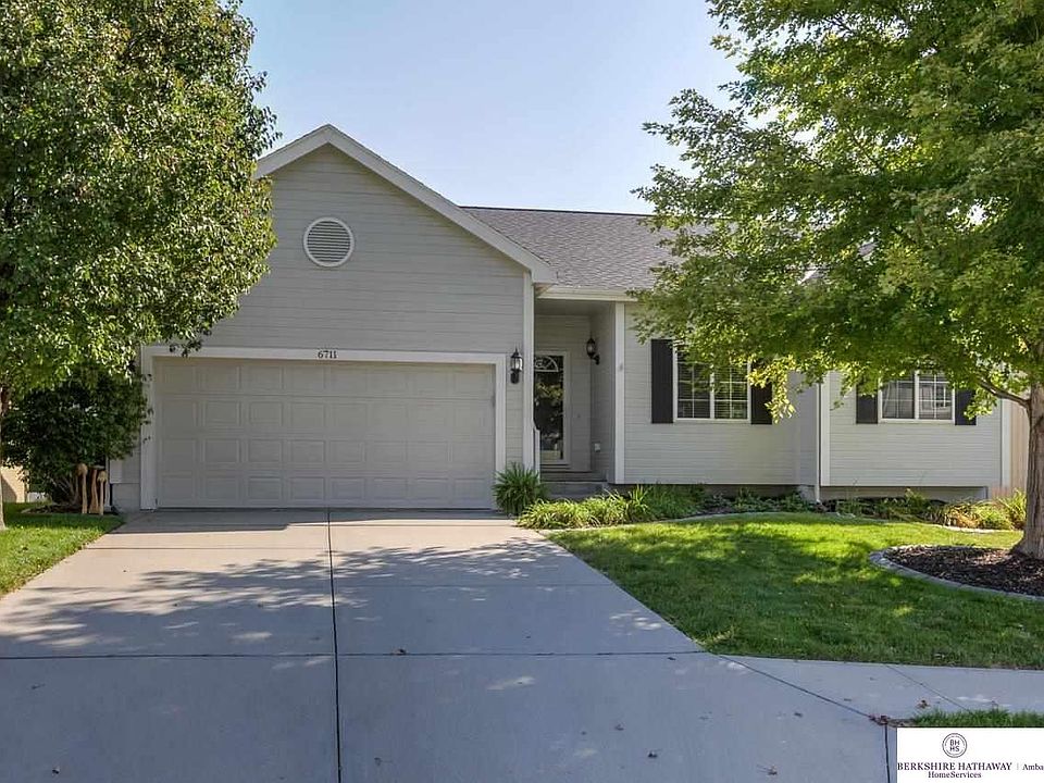 1st image of 6711 S 188th Ave