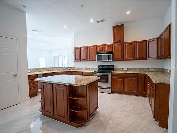 4th image of 225 W Seminole 602 Blvd