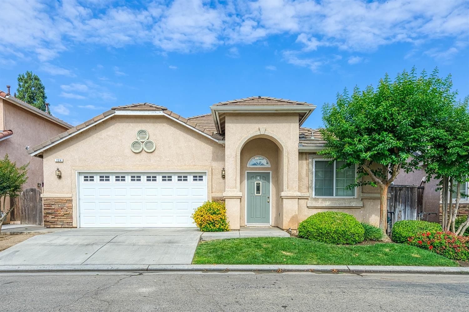 724 Lind Ave, Clovis, CA 93612 Zillow